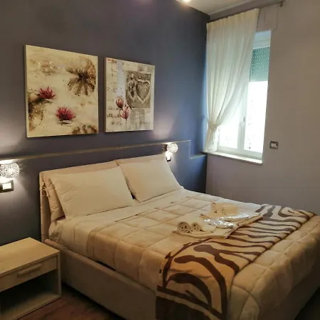 Km 0 Dal Centro By Tiziana Monaldi Vendégház 4*