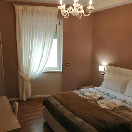 Km 0 Dal Centro By Tiziana Monaldi 4*