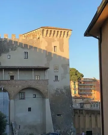 Km 0 Dal Centro By Tiziana Monaldi Vendégház 4*
