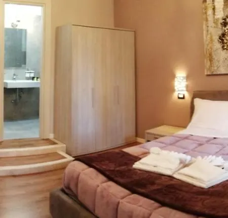 Vendégház Km 0 Dal Centro By Tiziana Monaldi 4*