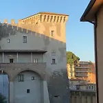 Km 0 Dal Centro By Tiziana Monaldi Maison d'hôtes 4*